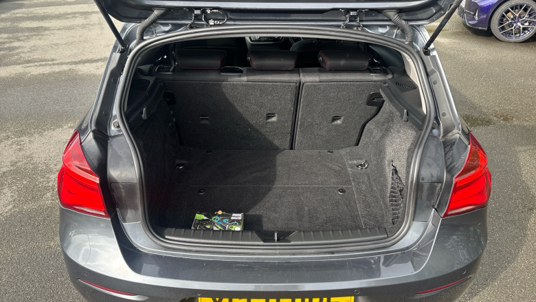 BMW 1 Series 118i [1.5] Sport 5dr [Nav/Servotronic] Petrol Hatchback